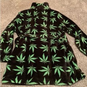 Marijuana Robe